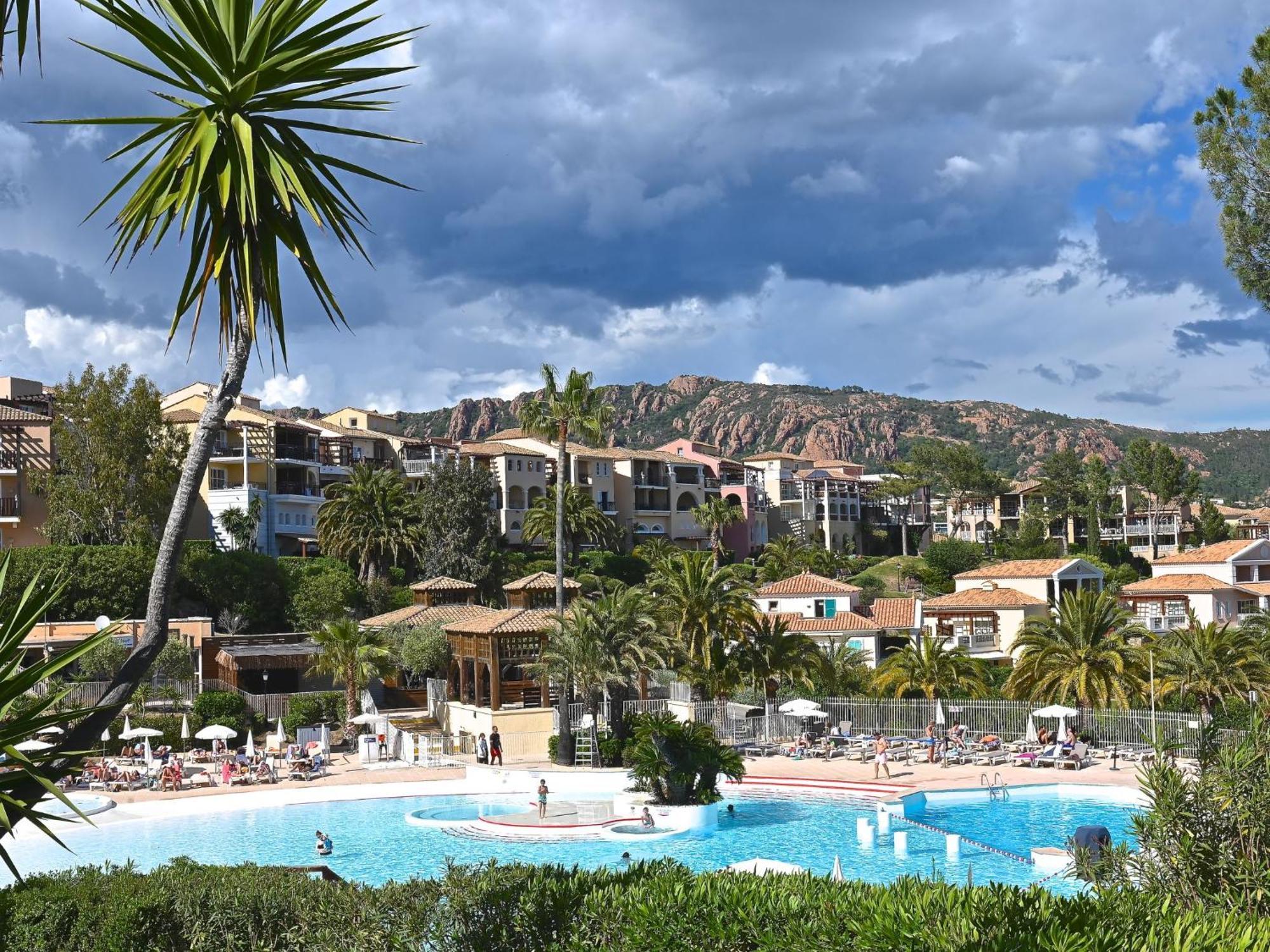 Apartment Village Cap Esterel - L'Esquinade-32 By Interhome Сен-Рафаэль Экстерьер фото