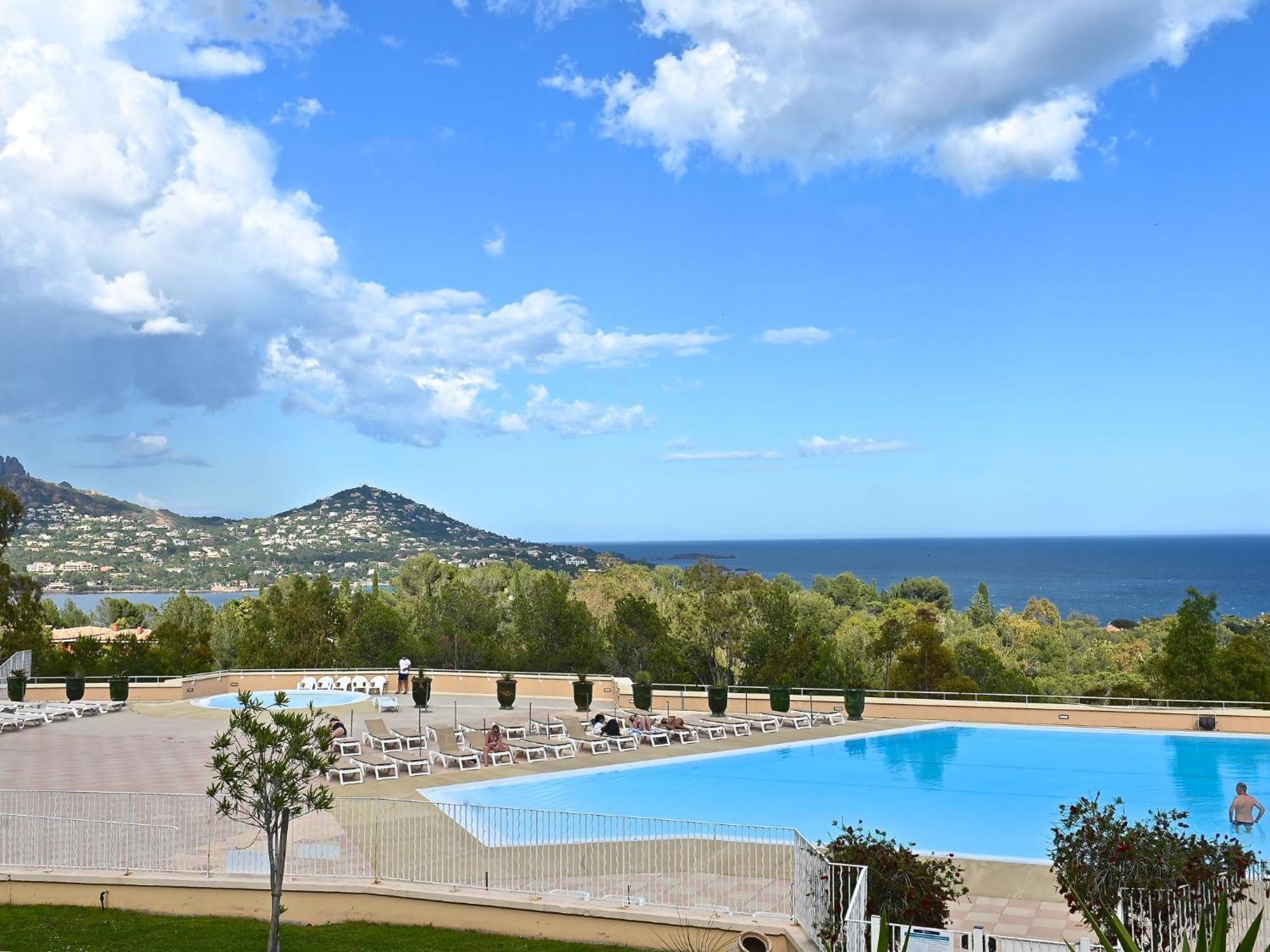Apartment Village Cap Esterel - L'Esquinade-32 By Interhome Сен-Рафаэль Экстерьер фото